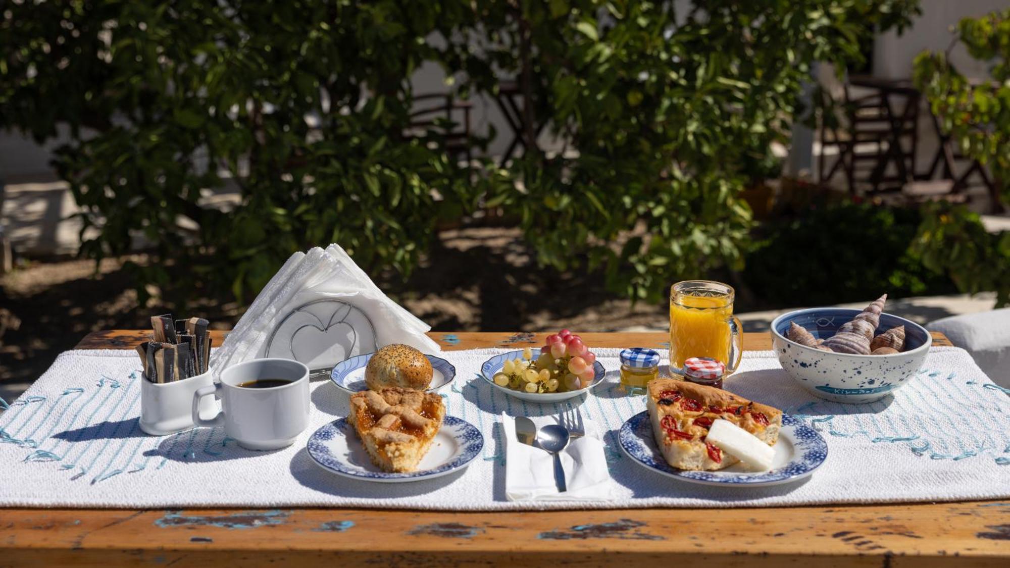 Monachofolitses Bed and Breakfast Κίμωλος Εξωτερικό φωτογραφία